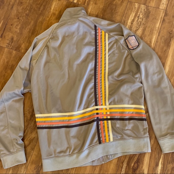 Neoplasticism 🟧 - Picture 4 of 5